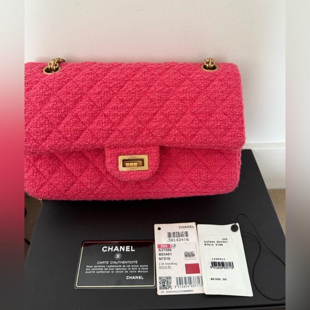 CHANEL Pink Quilted Tweed Reissue Shoulder Bag with Gold Hardware